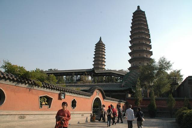 Twin Pagoda Temple